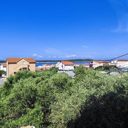 Apartament Maslinov Hlad Barbat na Rabu Zewnętrze zdjęcie